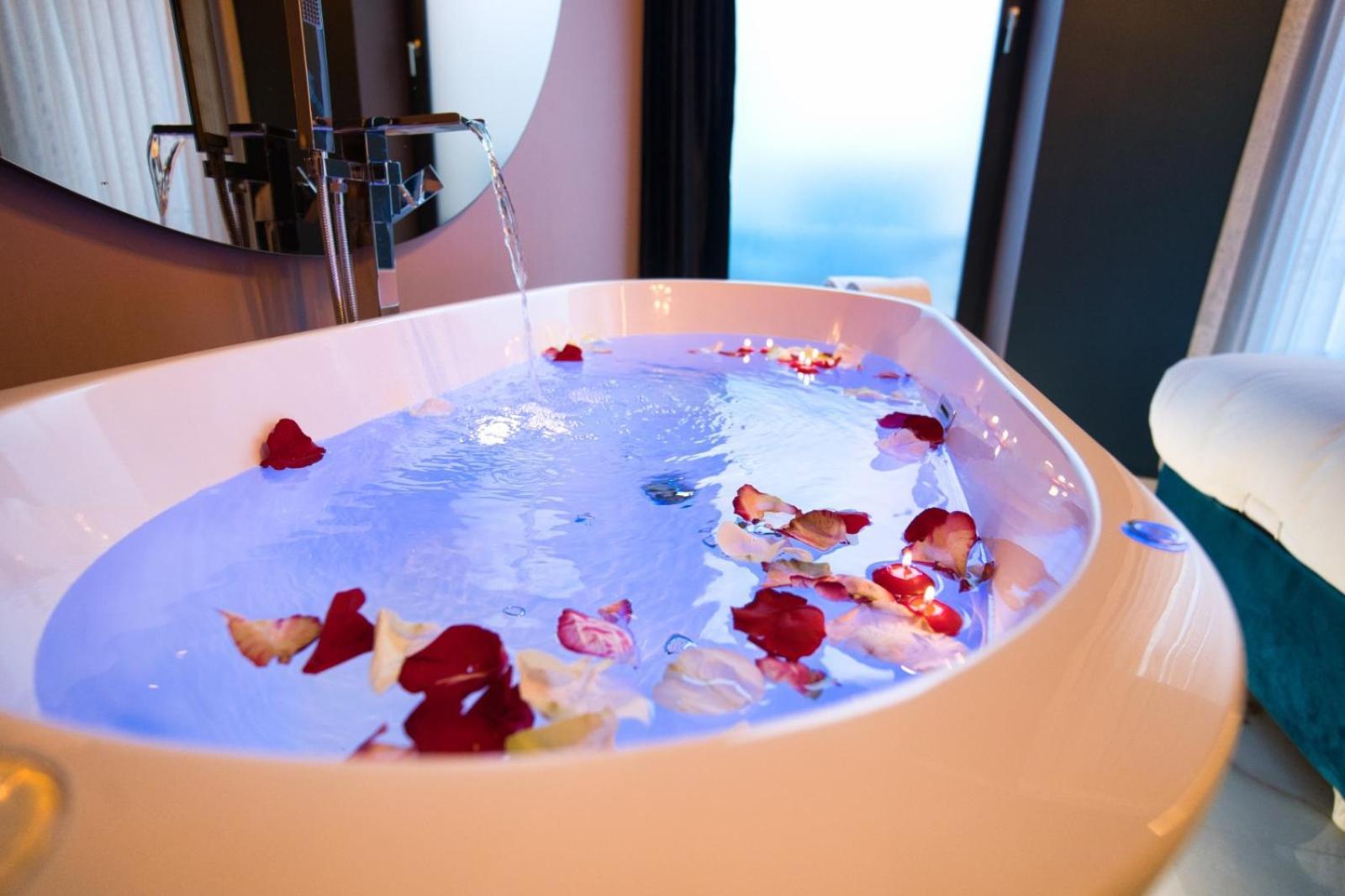 Life Voyage Residence & Spa - Strasbourg'S City Center Luxury Experience Extérieur photo